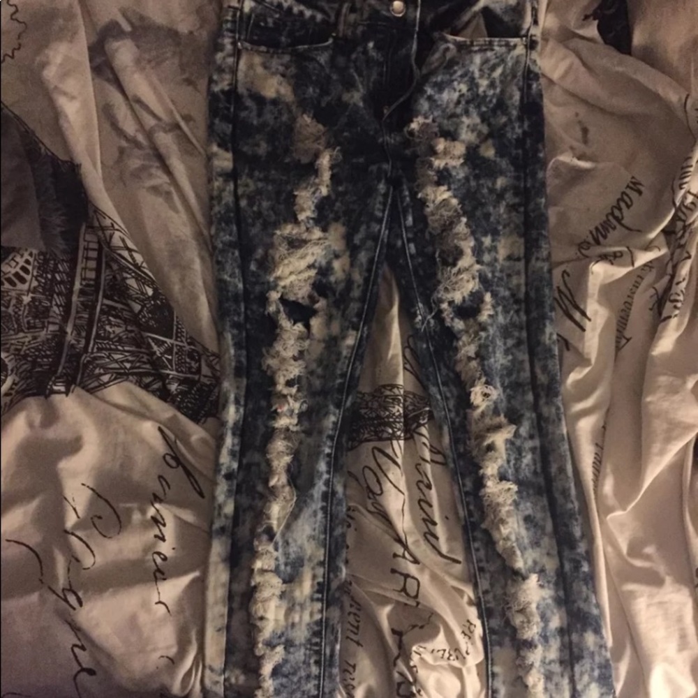 Acid wash skinny jeans